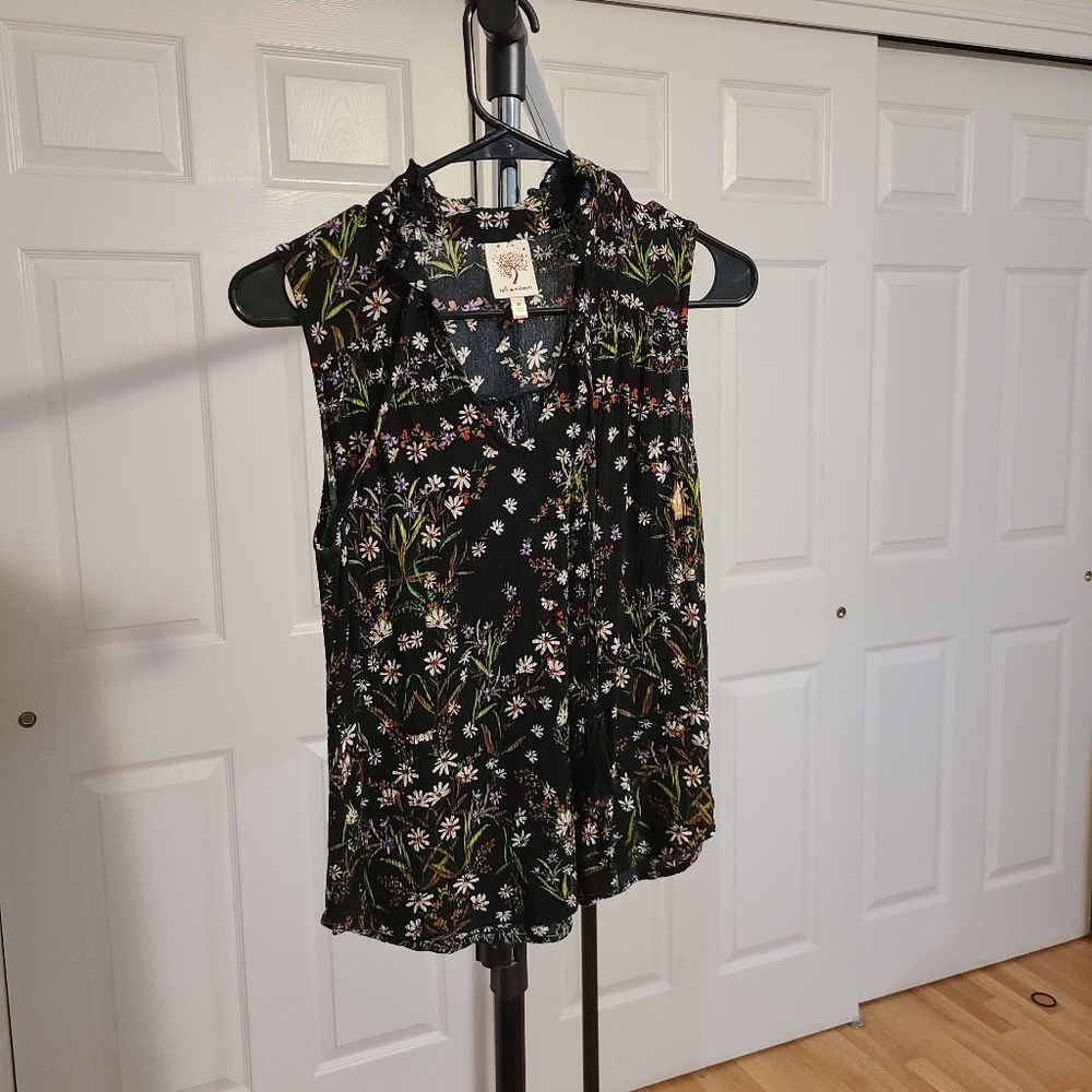 Sleeveless Top